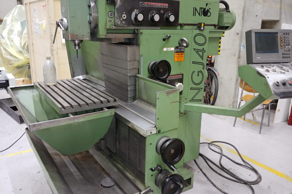 Tool Milling Machine TOS FNGJ 40, YOM: 2001-img