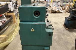 Manual Lathe TOS Trencin SN 50B/2000-gallery1